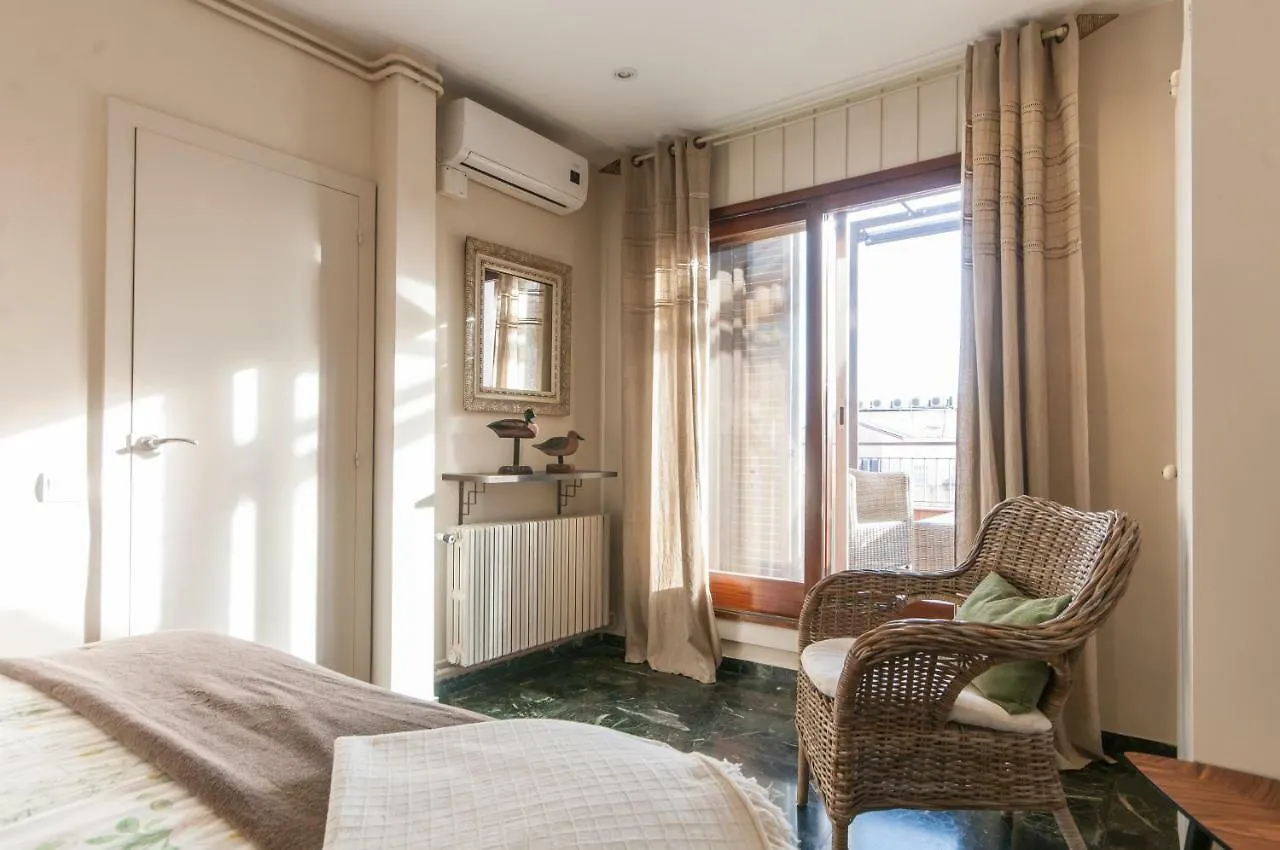 Apartment Elevated Experience - Urquinaona